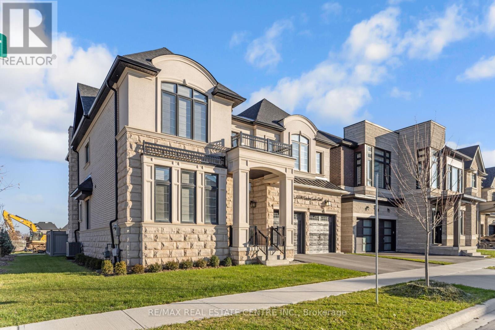 2336 Edward Leaver Trail, Oakville, Ontario  L6M 5M7 - Photo 5 - W12562320