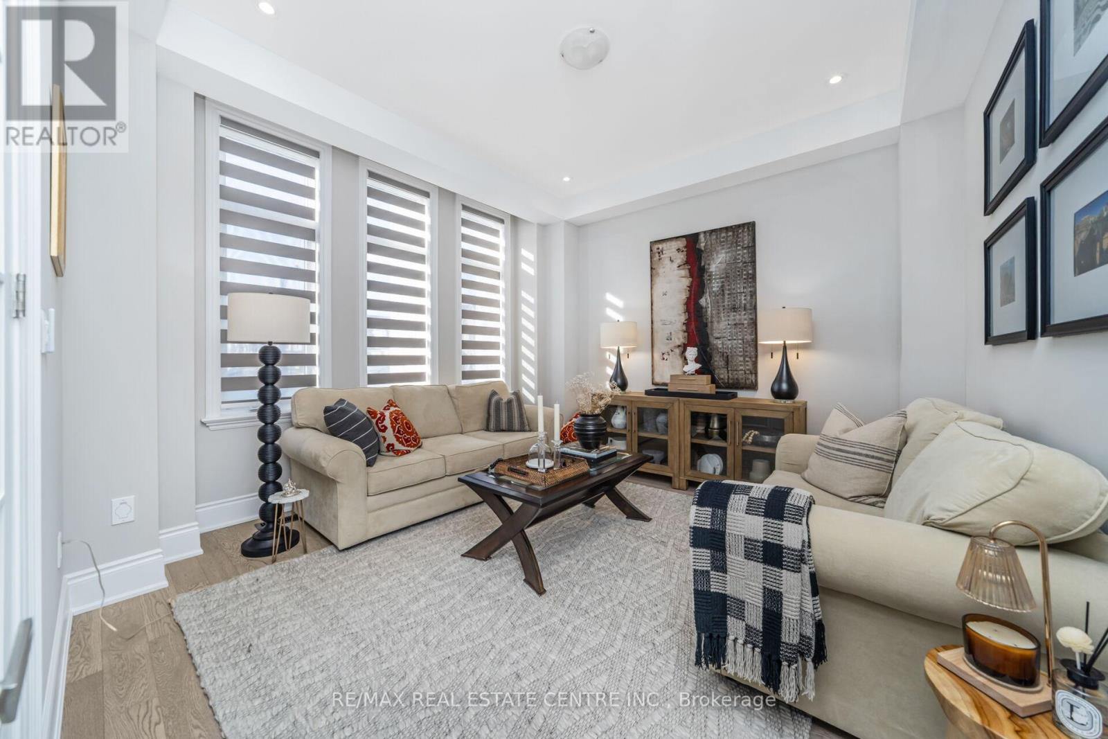 2336 Edward Leaver Trail, Oakville, Ontario  L6M 5M7 - Photo 7 - W12562320