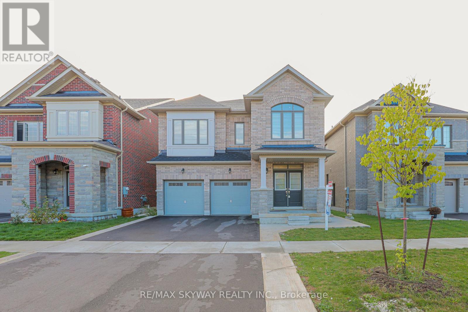 379 VALLEYWAY DRIVE, Brampton, Ontario