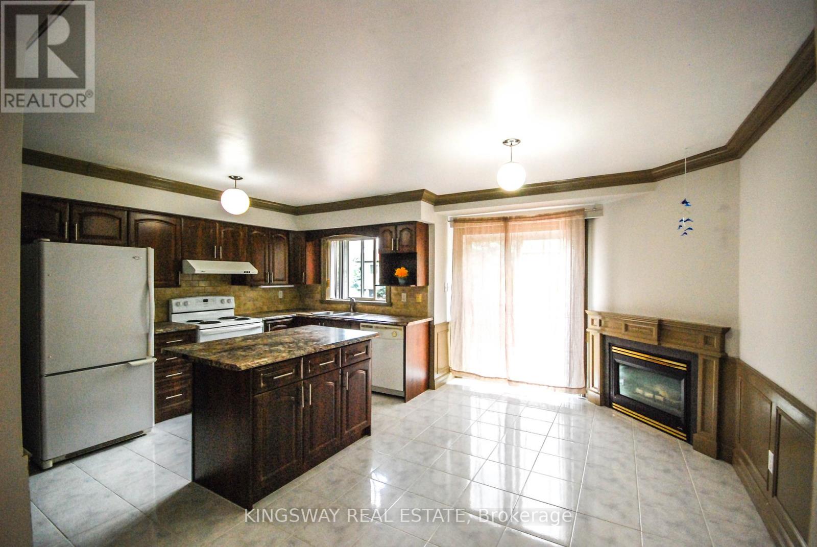 71 - 1480 Britannia Road W, Mississauga, Ontario  L5V 2K4 - Photo 7 - W12562384