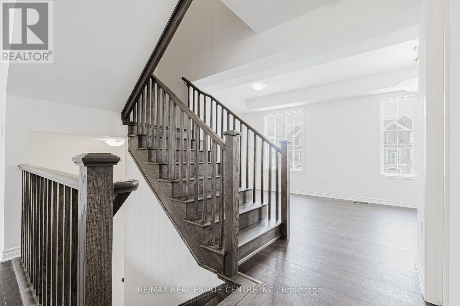 34 Bellasera Way, Caledon, Ontario  L7C 4P1 - Photo 17 - W12562400