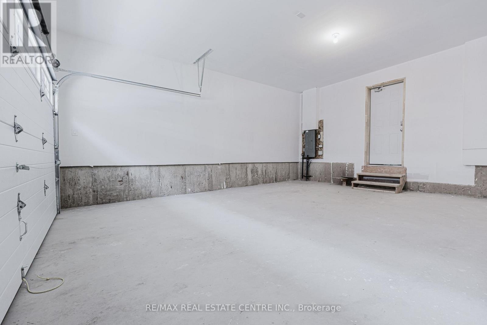 34 Bellasera Way, Caledon, Ontario  L7C 4P1 - Photo 41 - W12562400