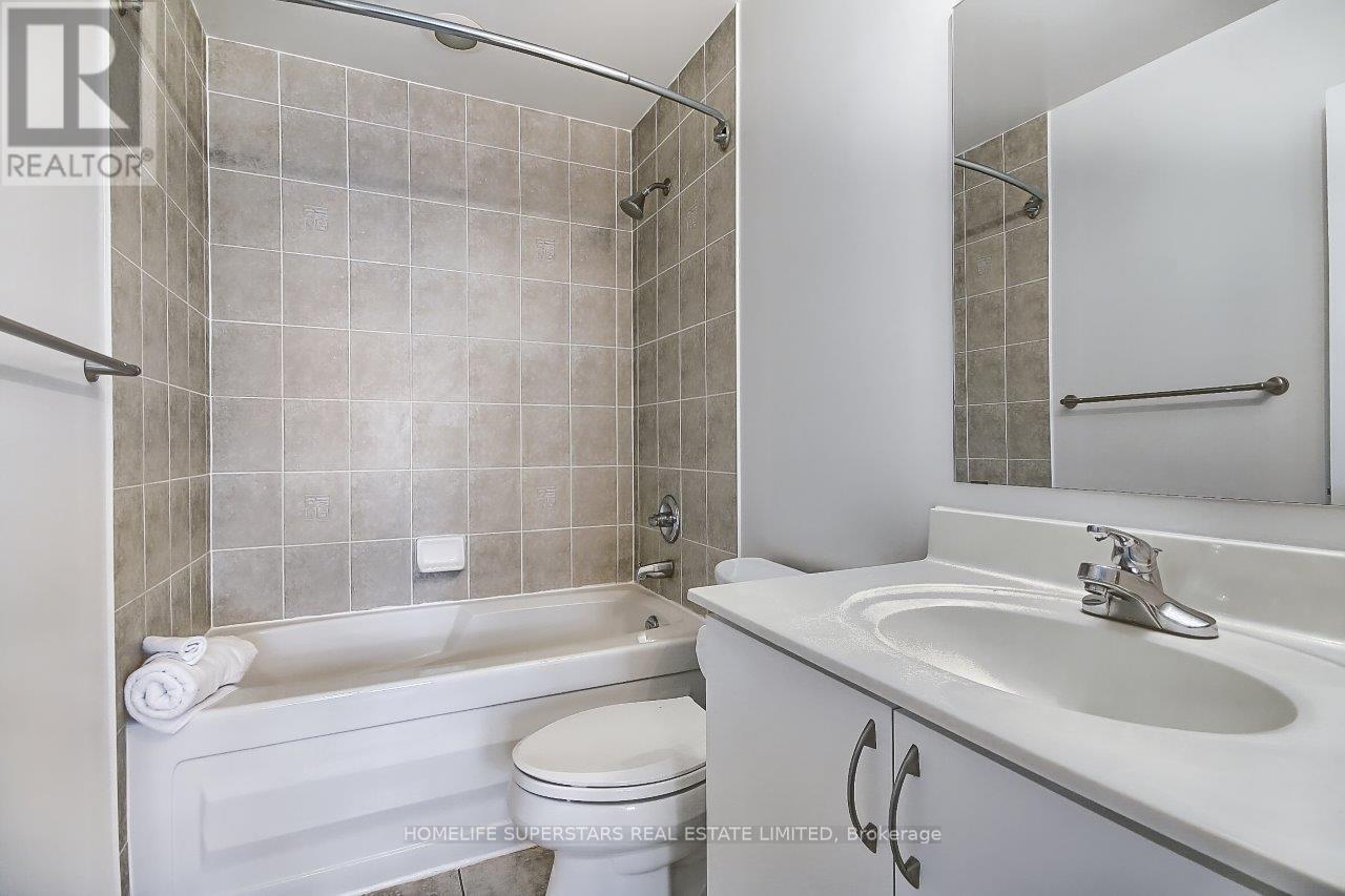 Th 107 - 388 Prince Of Wales Drive, Mississauga, Ontario  L5B 0A1 - Photo 27 - W12562402