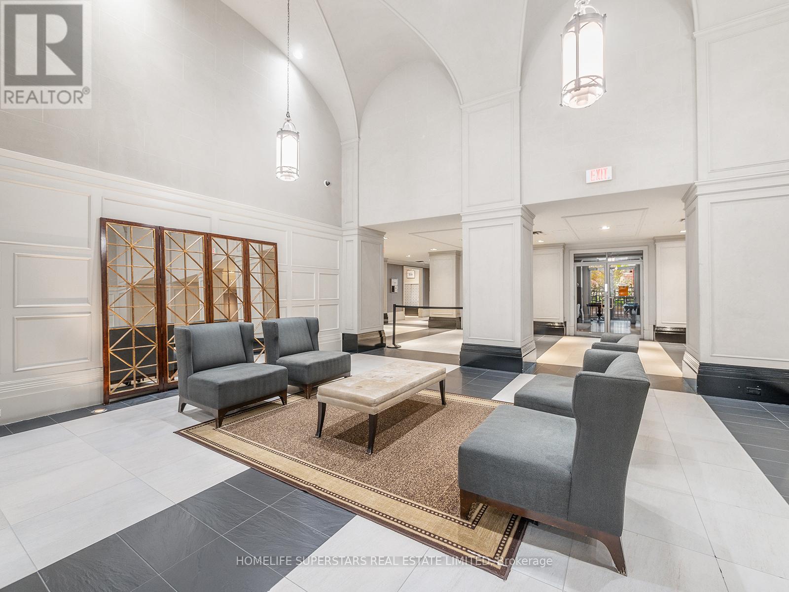 Th 107 - 388 Prince Of Wales Drive, Mississauga, Ontario  L5B 0A1 - Photo 37 - W12562402