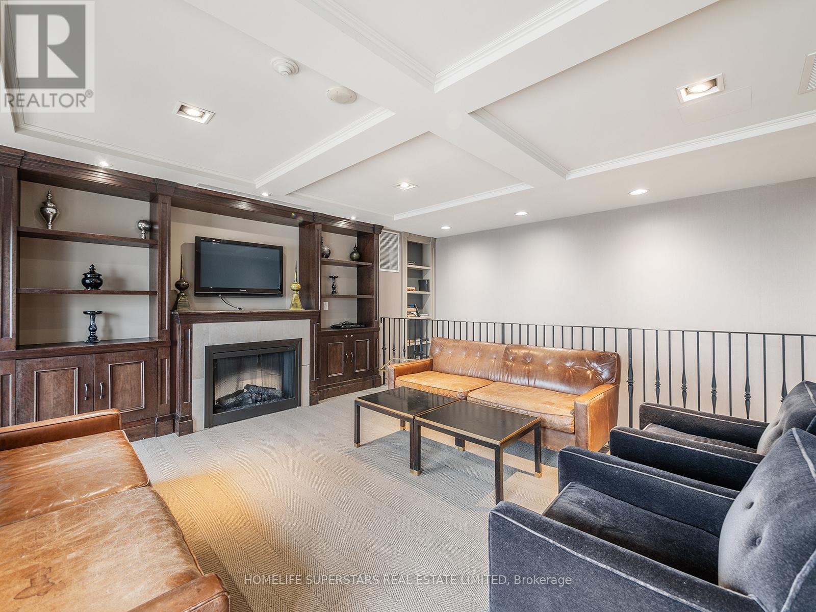 Th 107 - 388 Prince Of Wales Drive, Mississauga, Ontario  L5B 0A1 - Photo 42 - W12562402