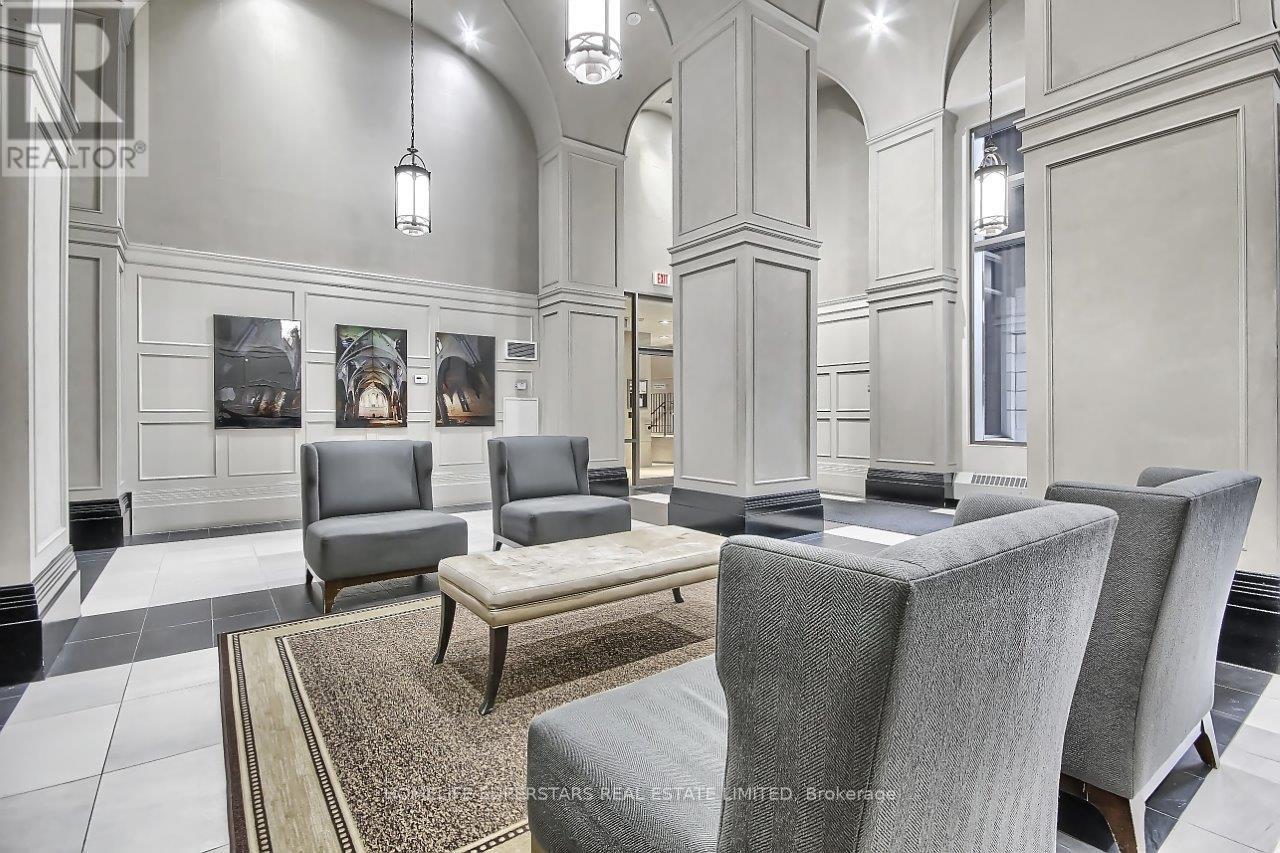 Th 107 - 388 Prince Of Wales Drive, Mississauga, Ontario  L5B 0A1 - Photo 47 - W12562402