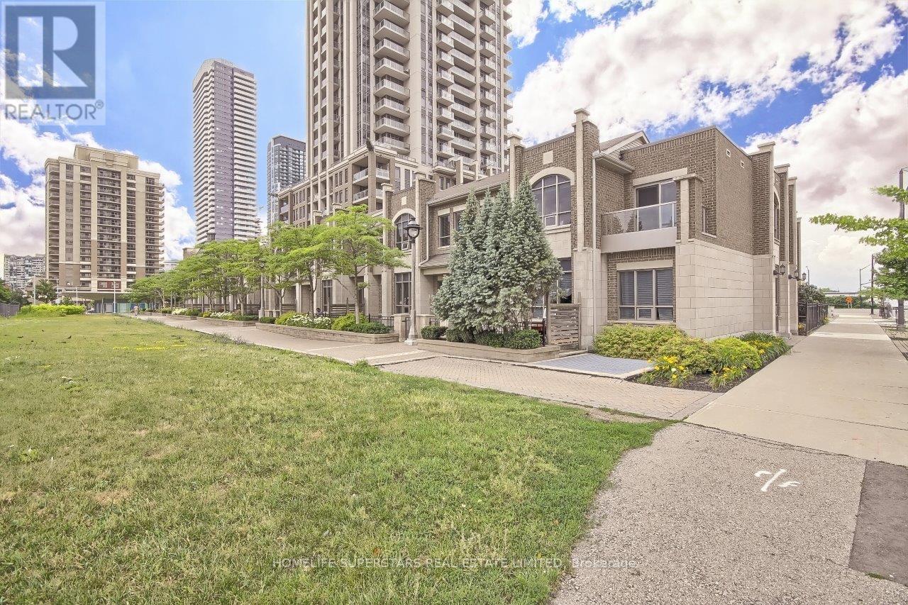 Th 107 - 388 Prince Of Wales Drive, Mississauga, Ontario  L5B 0A1 - Photo 48 - W12562402