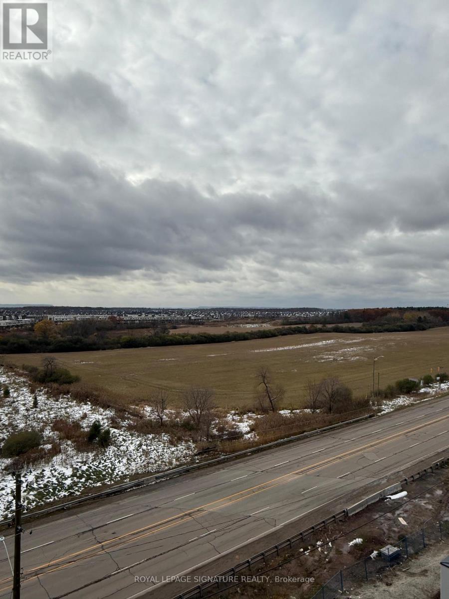 811 - 3071 Trafalgar Road, Oakville, Ontario  L6H 3V6 - Photo 14 - W12562408