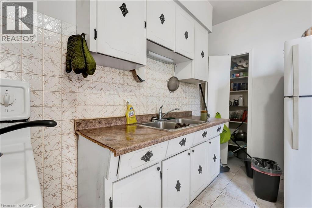 893 Barton Street E, Hamilton, Ontario L8L 3B8 - Photo 32 - 40713673