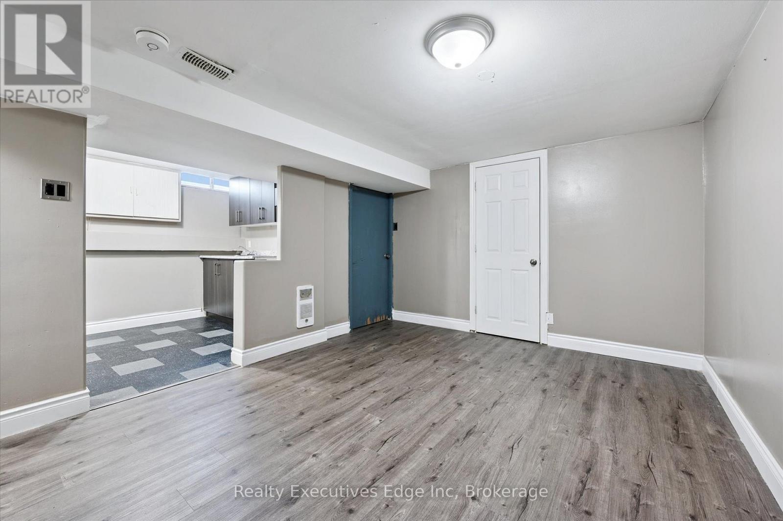 B - 501 Kingscourt Drive, Waterloo, Ontario  N2K 2X9 - Photo 28 - X12562532