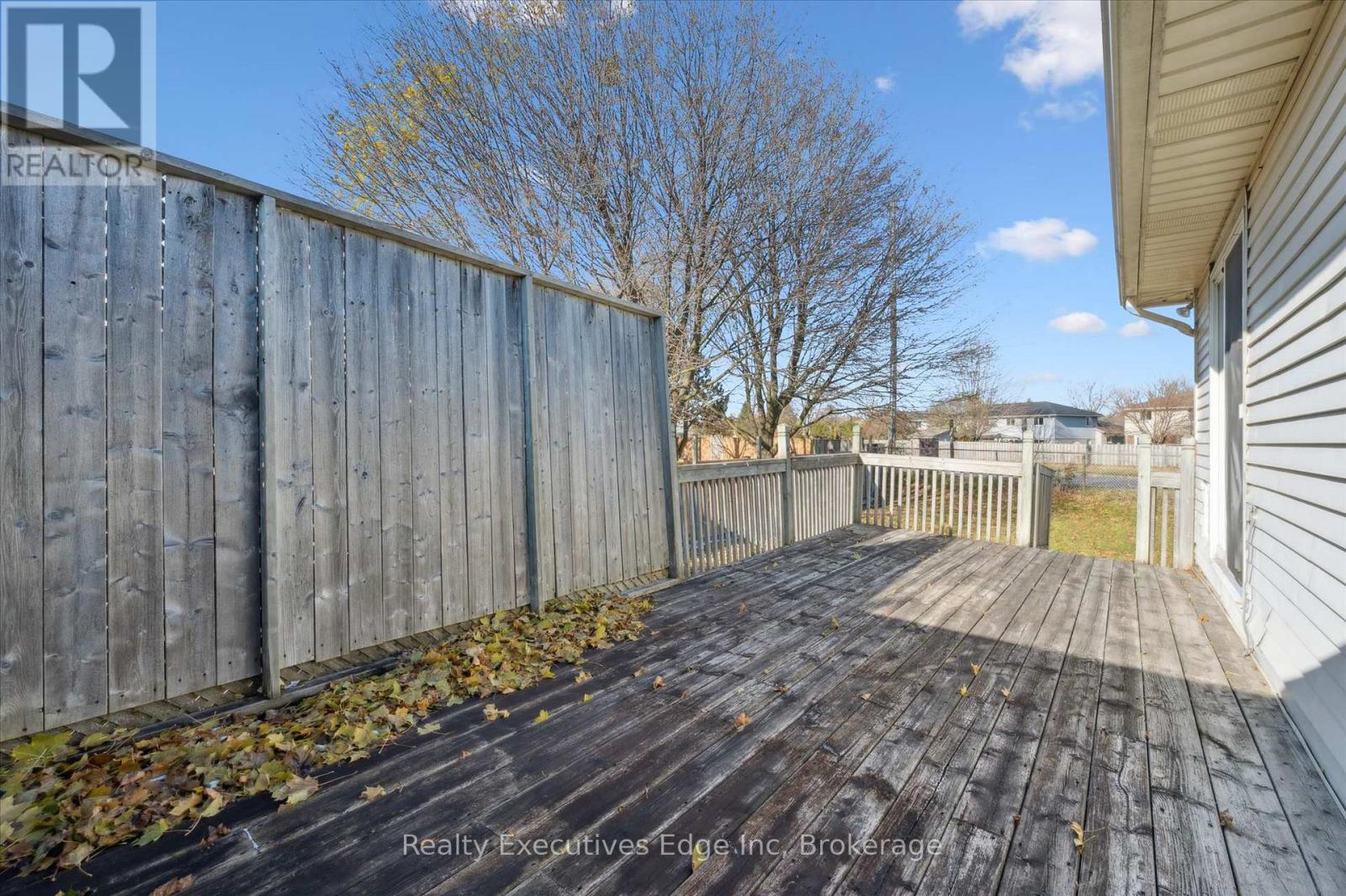 B - 501 Kingscourt Drive, Waterloo, Ontario  N2K 2X9 - Photo 35 - X12562532
