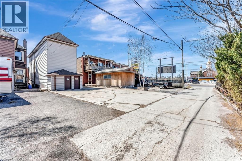 893 Barton Street E, Hamilton, Ontario L8L 3B8 - Photo 35 - 40713673