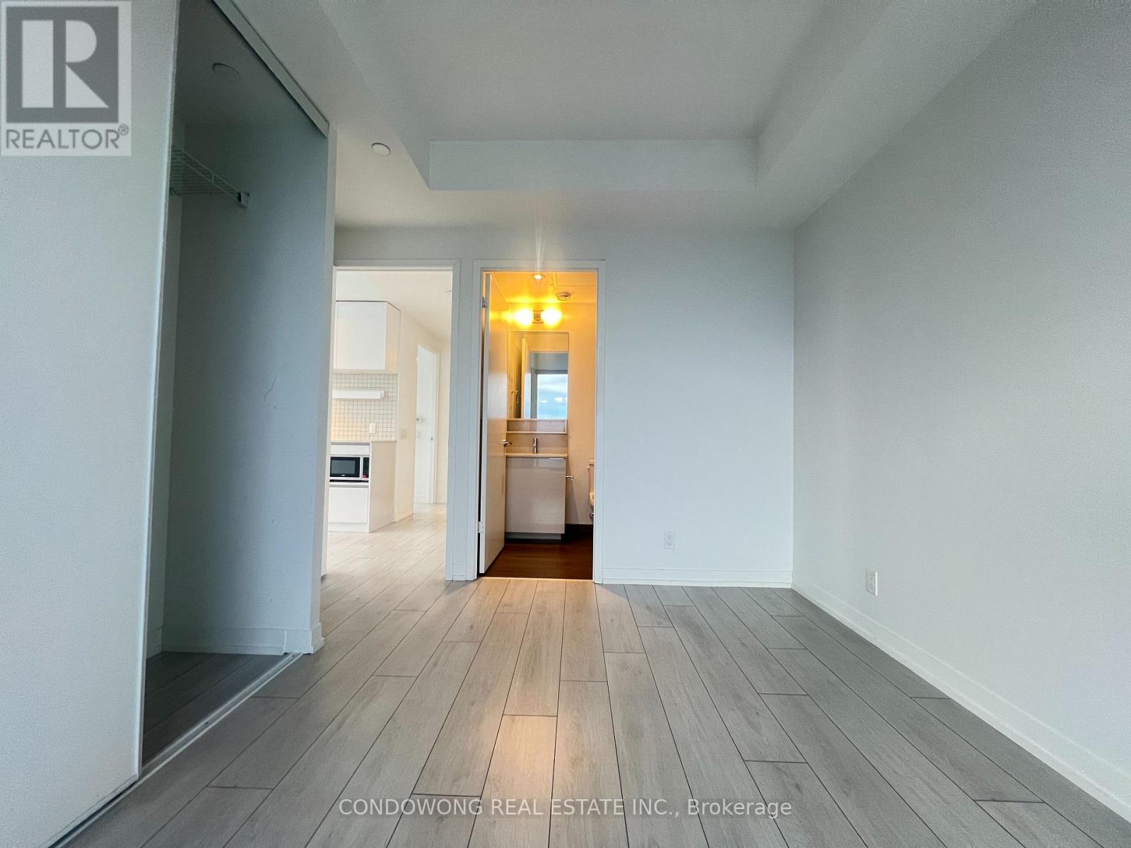 2609 - 5 Buttermill Avenue, Vaughan, Ontario  L4K 0J5 - Photo 11 - N12551696