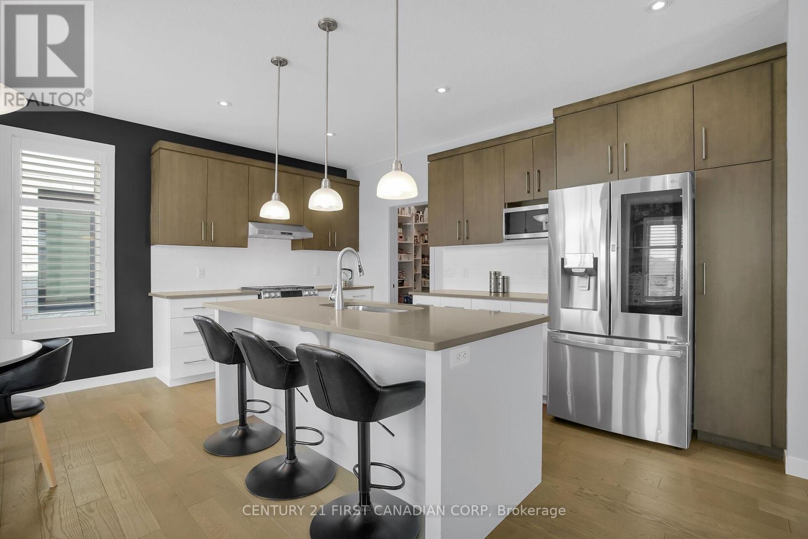 2418 Tokala Trail, London North, Ontario  N6G 0V6 - Photo 13 - X12562508