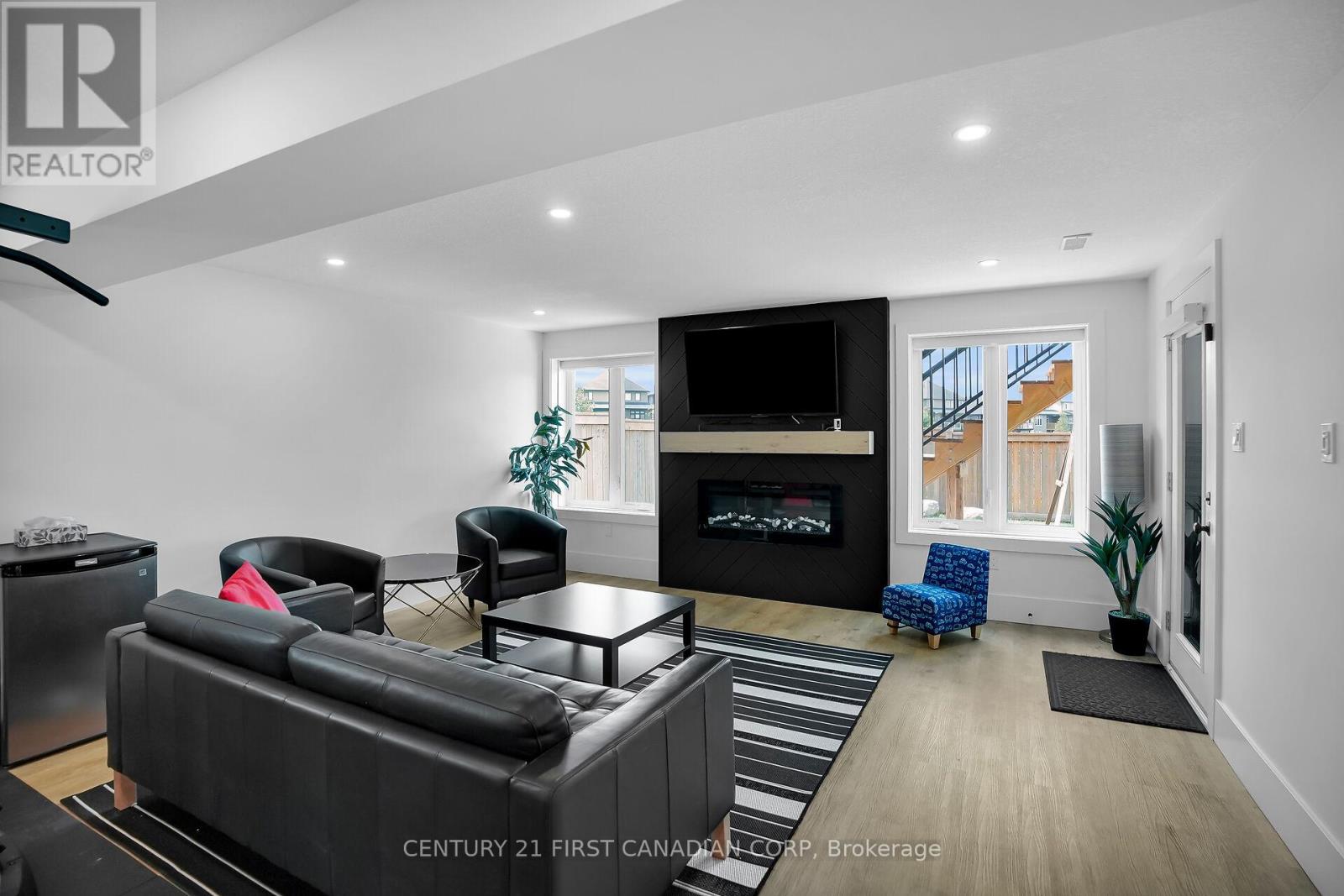 2418 Tokala Trail, London North, Ontario  N6G 0V6 - Photo 31 - X12562508