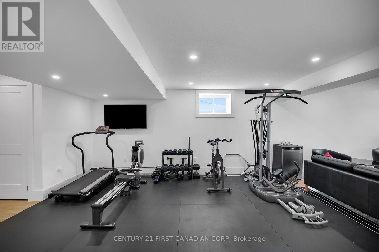 2418 Tokala Trail, London North, Ontario  N6G 0V6 - Photo 34 - X12562508