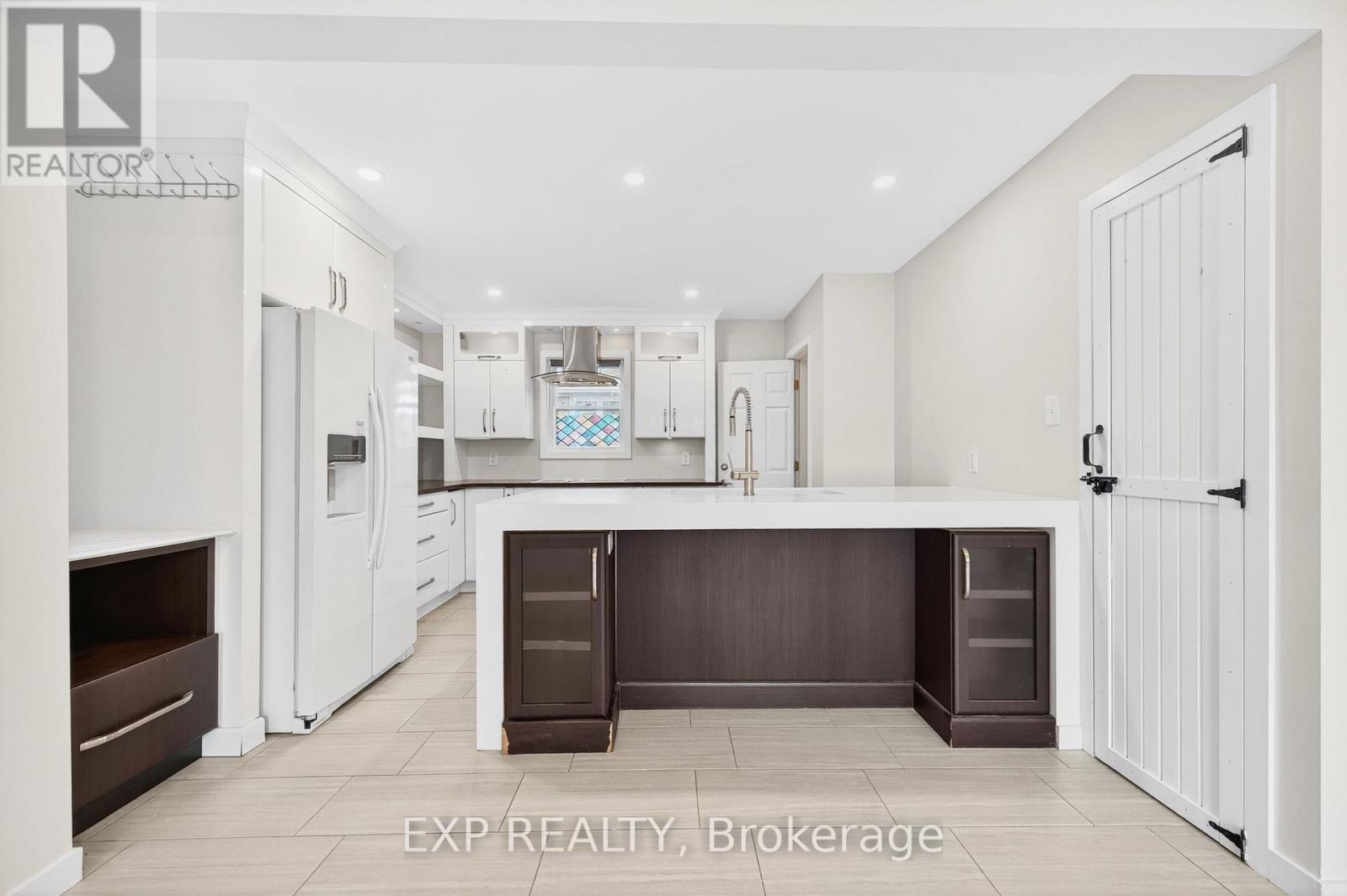 1103 Frances Street, Ottawa, Ontario  K1K 3L6 - Photo 10 - X12562494