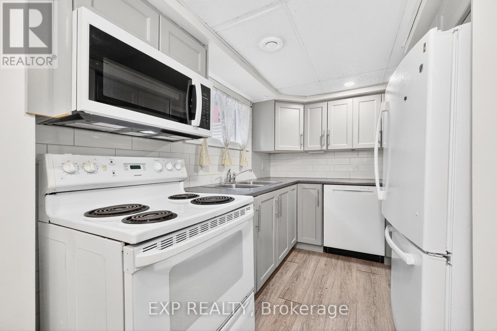 1103 Frances Street, Ottawa, Ontario  K1K 3L6 - Photo 30 - X12562494