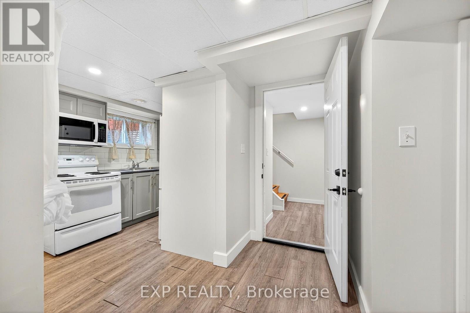 1103 Frances Street, Ottawa, Ontario  K1K 3L6 - Photo 48 - X12562494