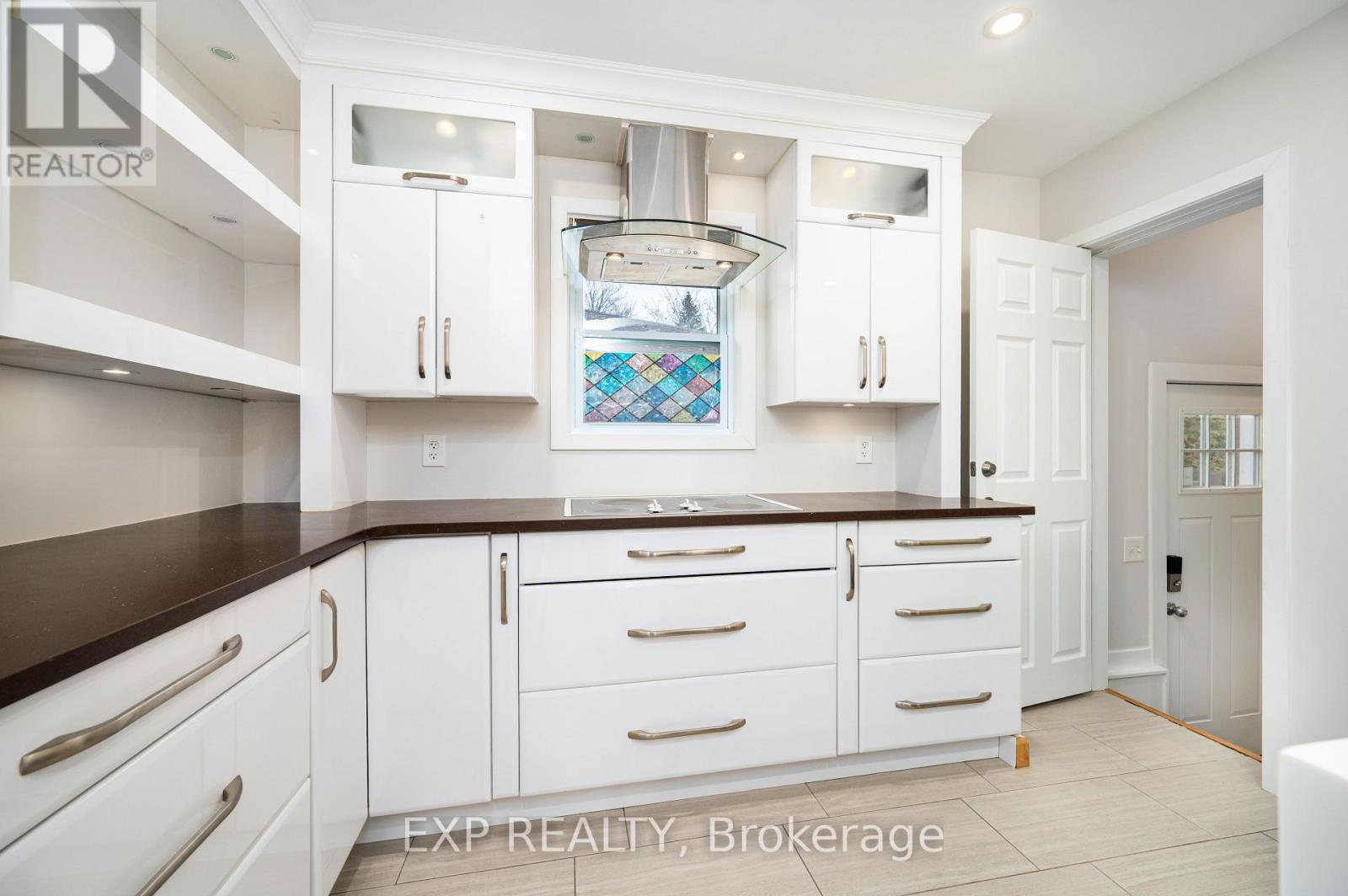 1103 Frances Street, Ottawa, Ontario  K1K 3L6 - Photo 8 - X12562494