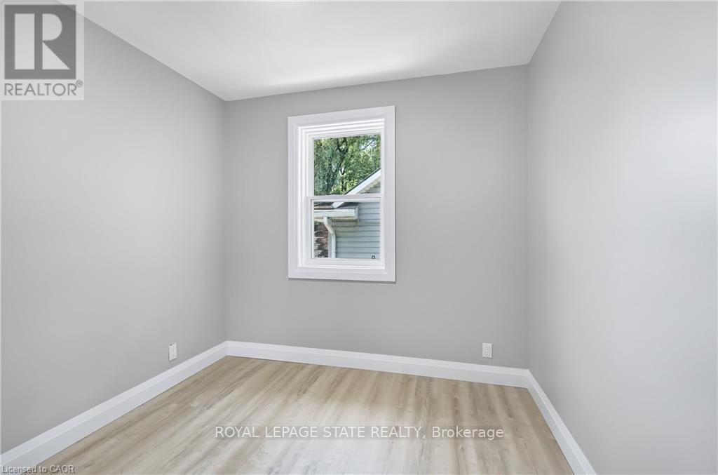 1 - 10 Comet Avenue, Hamilton, Ontario  L8H 7E5 - Photo 14 - X12562242