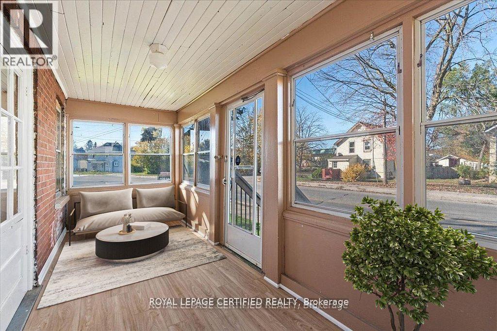 201 Station Street, Belleville, Ontario K8N 2T5 - Photo 3 - X12562370