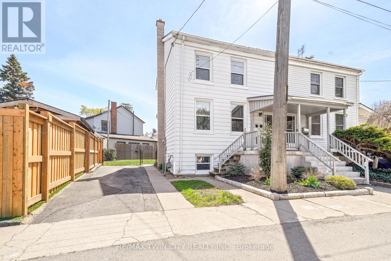 79 PALACE STREET, Brantford, Ontario