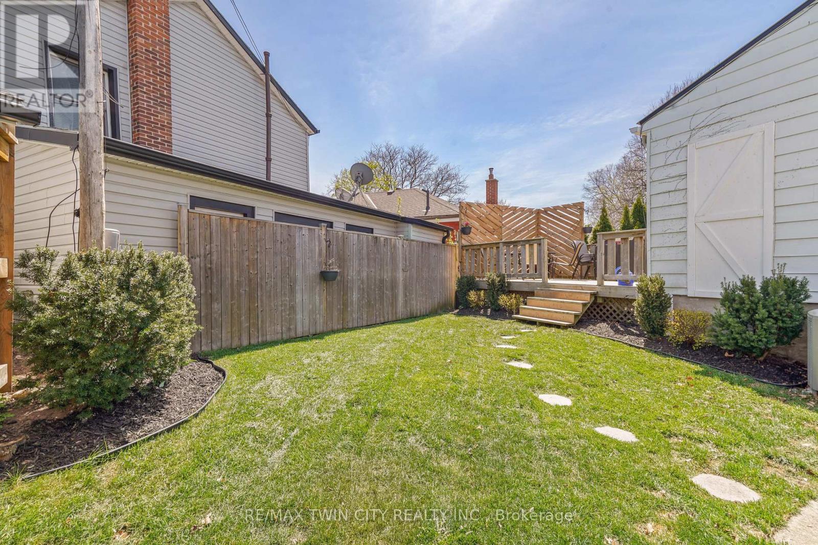 79 Palace Street, Brantford, Ontario  N3T 3W8 - Photo 29 - X12562420