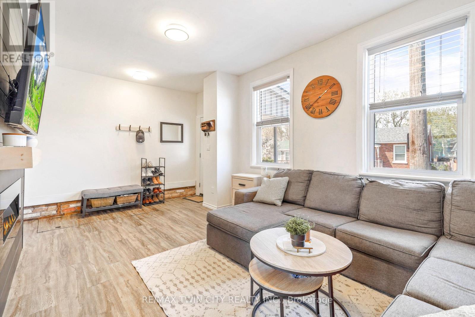 79 Palace Street, Brantford, Ontario  N3T 3W8 - Photo 7 - X12562420