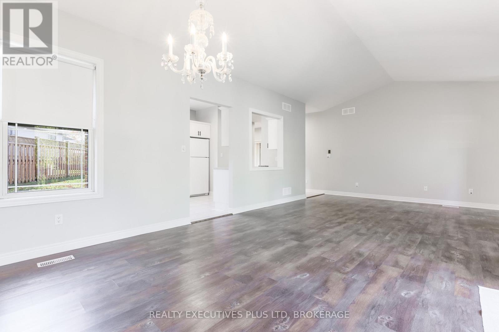 10 - 3300 Montrose Road, Niagara Falls, Ontario  L2H 3L9 - Photo 18 - X12562492