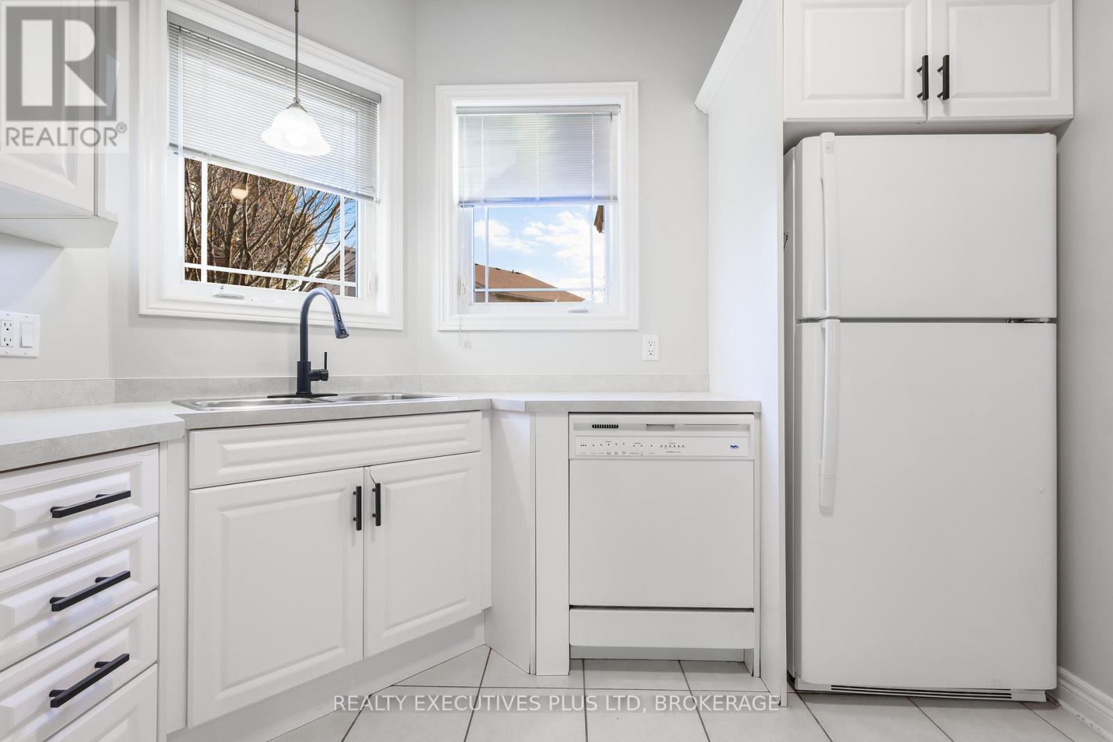 10 - 3300 Montrose Road, Niagara Falls, Ontario  L2H 3L9 - Photo 21 - X12562492