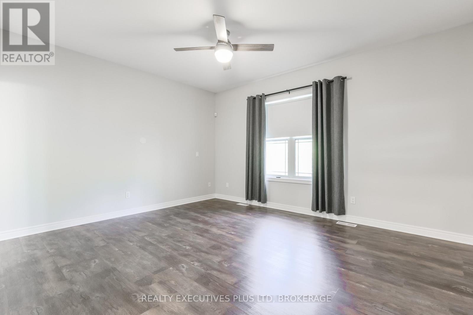 10 - 3300 Montrose Road, Niagara Falls, Ontario  L2H 3L9 - Photo 23 - X12562492