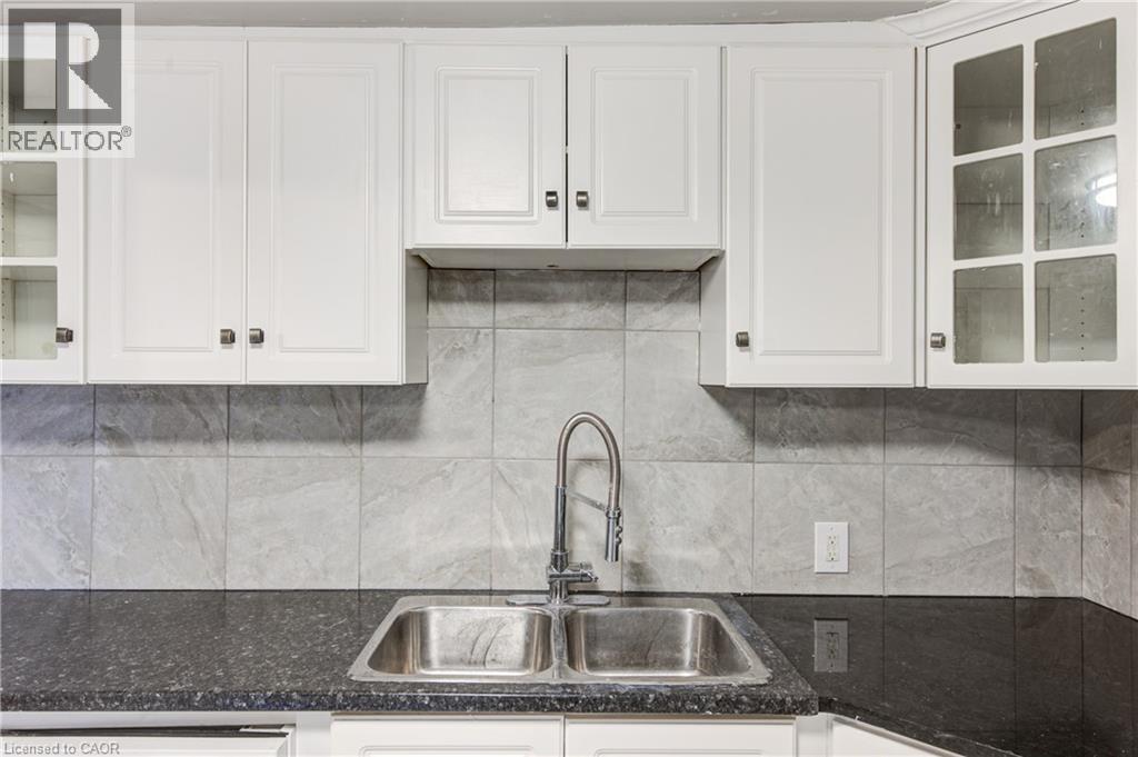 90 Tank Street, Petrolia, Ontario  N0N 1R0 - Photo 19 - 40789507