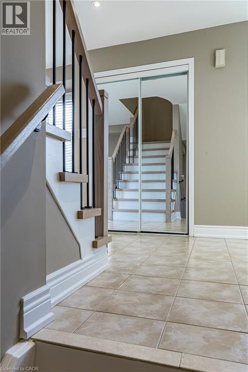 1866 Creek Way, Burlington, Ontario L7L 6P9 - Photo 17 - 40789283