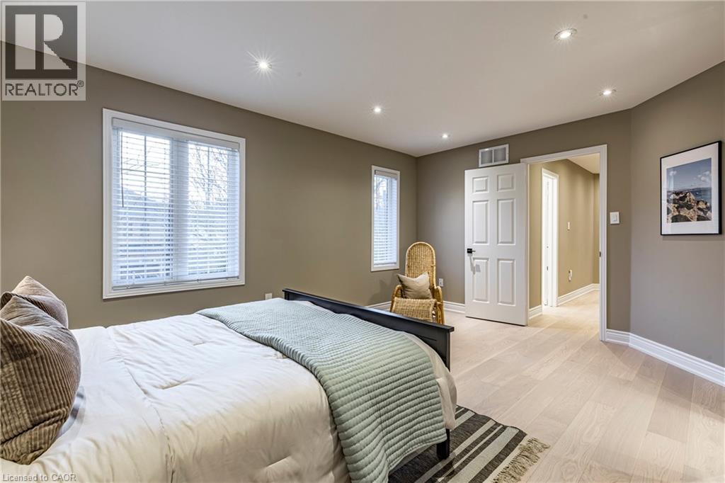 1866 Creek Way, Burlington, Ontario L7L 6P9 - Photo 25 - 40789283