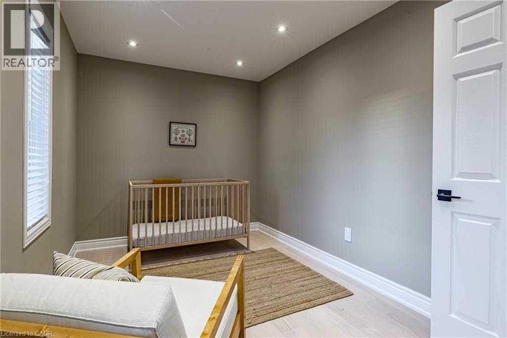 1866 Creek Way, Burlington, Ontario L7L 6P9 - Photo 33 - 40789283