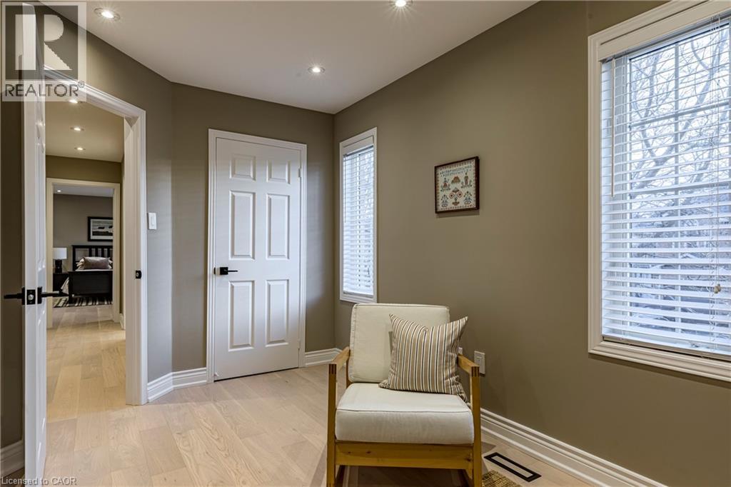 1866 Creek Way, Burlington, Ontario L7L 6P9 - Photo 34 - 40789283