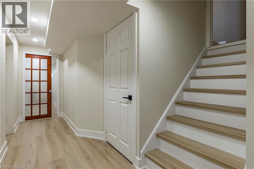 1866 Creek Way, Burlington, Ontario L7L 6P9 - Photo 38 - 40789283