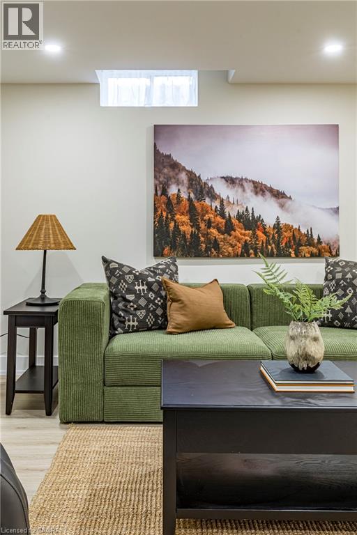 1866 Creek Way, Burlington, Ontario L7L 6P9 - Photo 40 - 40789283