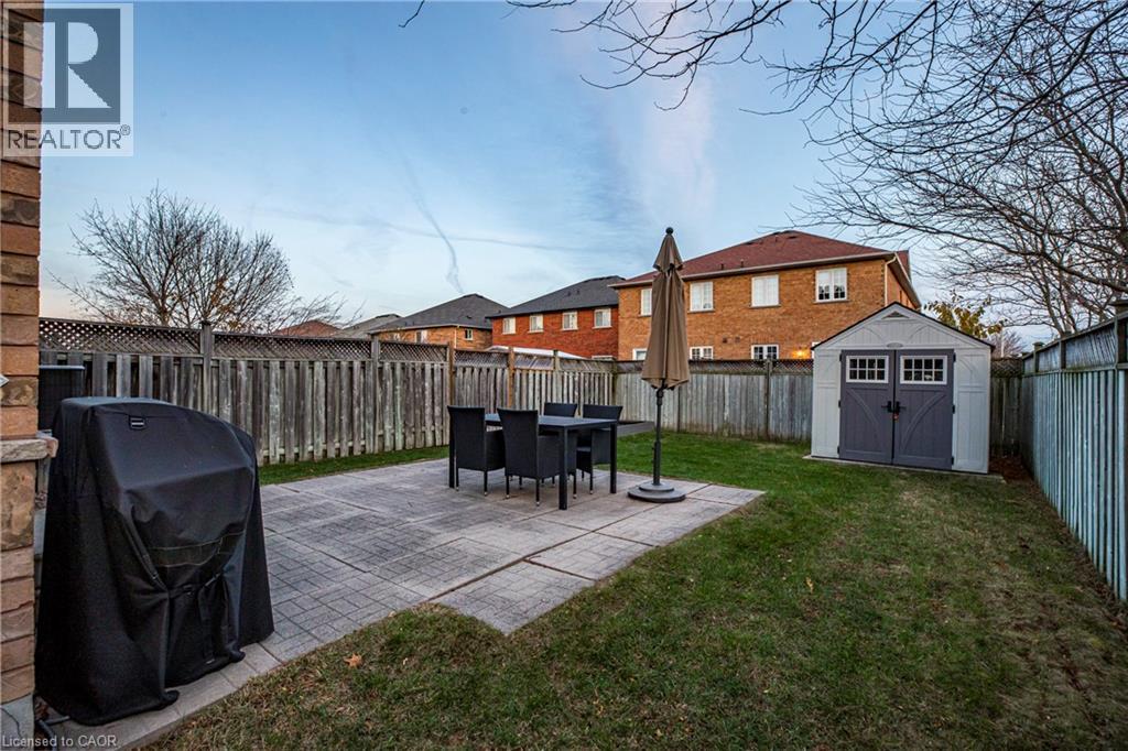1866 Creek Way, Burlington, Ontario L7L 6P9 - Photo 47 - 40789283