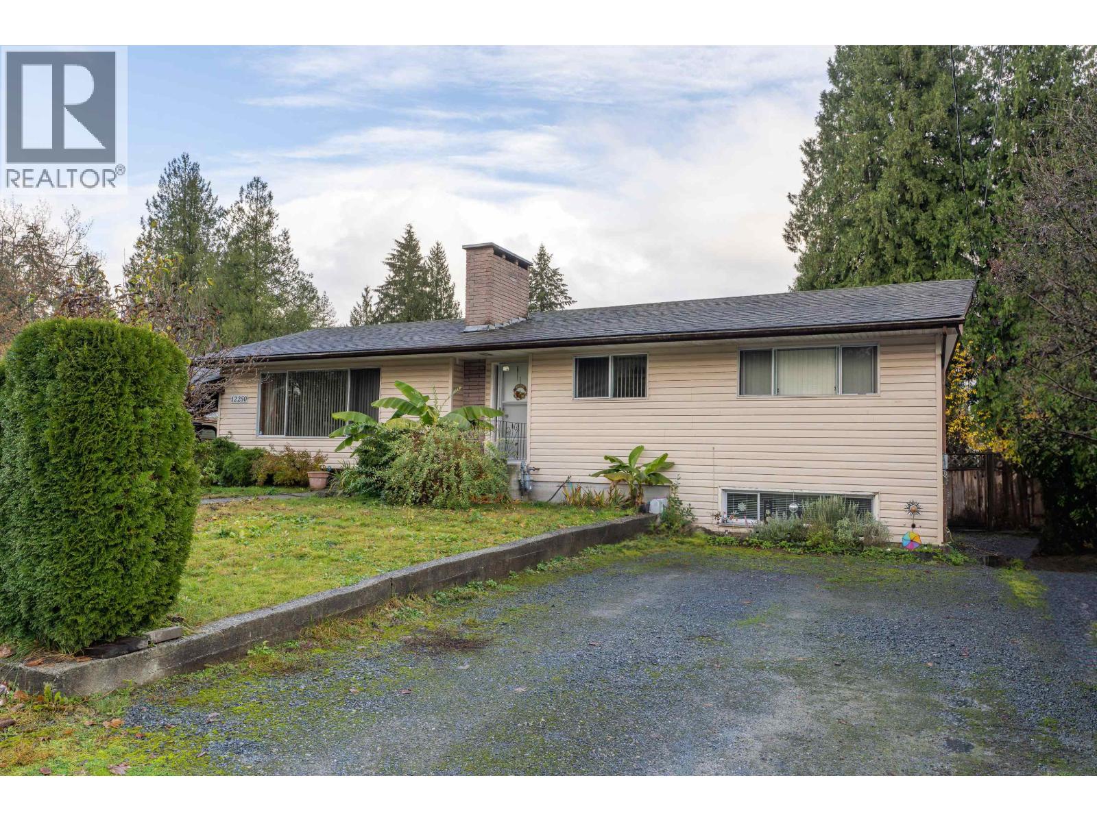 12250 Skillen Street, Maple Ridge, British Columbia  V2X 4X3 - Photo 2 - R3068995