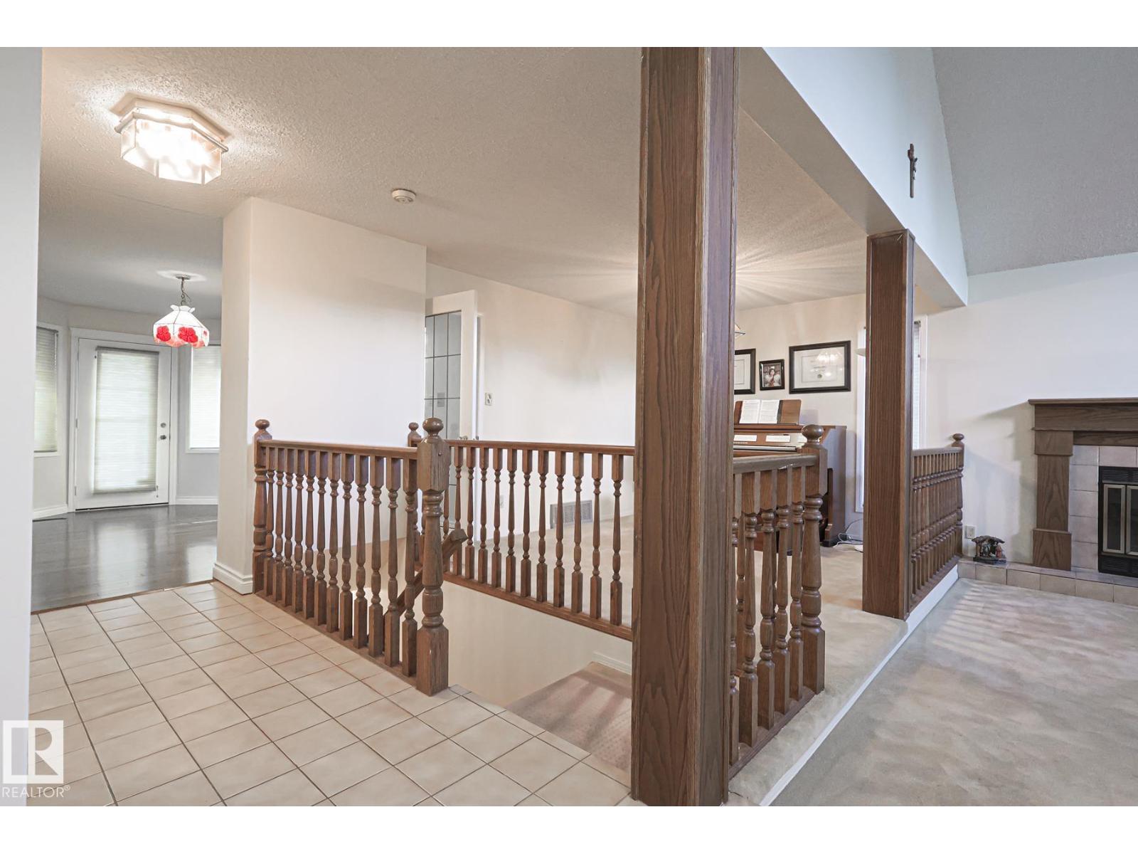 52 Blue Quill Cr Nw Nw, Edmonton, Alberta  T6J 6C4 - Photo 11 - E4466157