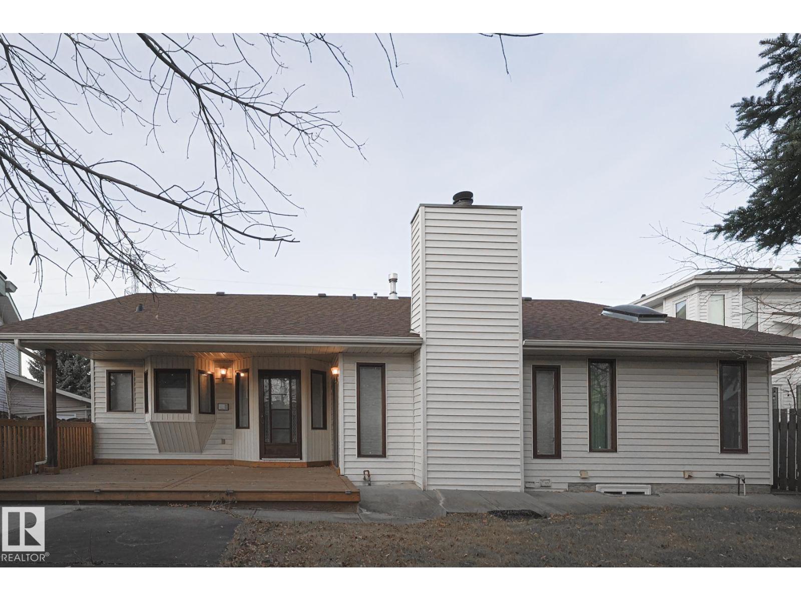 52 Blue Quill Cr Nw Nw, Edmonton, Alberta  T6J 6C4 - Photo 3 - E4466157