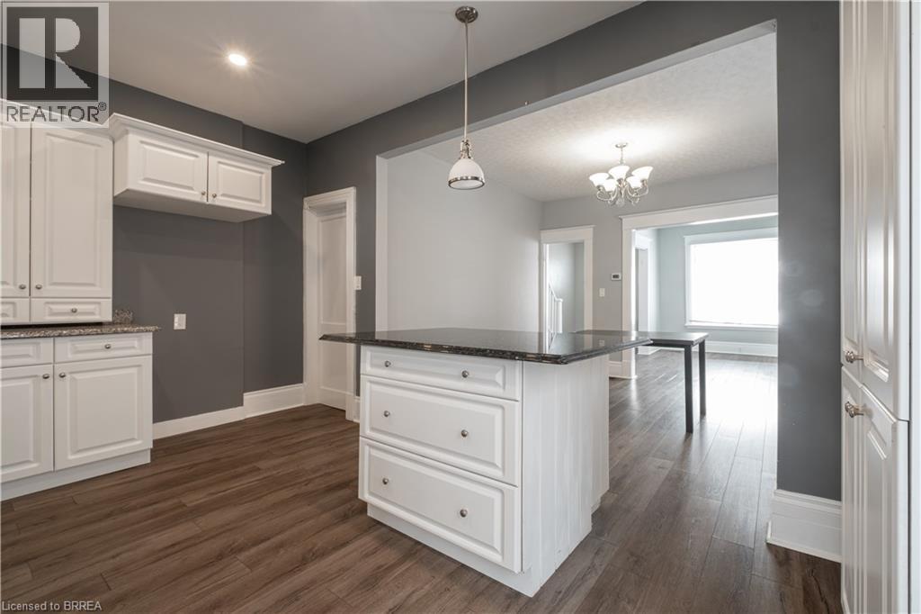 24 Campbell Street, Brantford, Ontario  N3R 1X8 - Photo 10 - 40789083