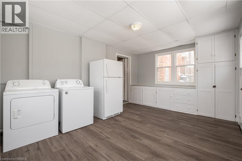 24 Campbell Street, Brantford, Ontario  N3R 1X8 - Photo 17 - 40789083