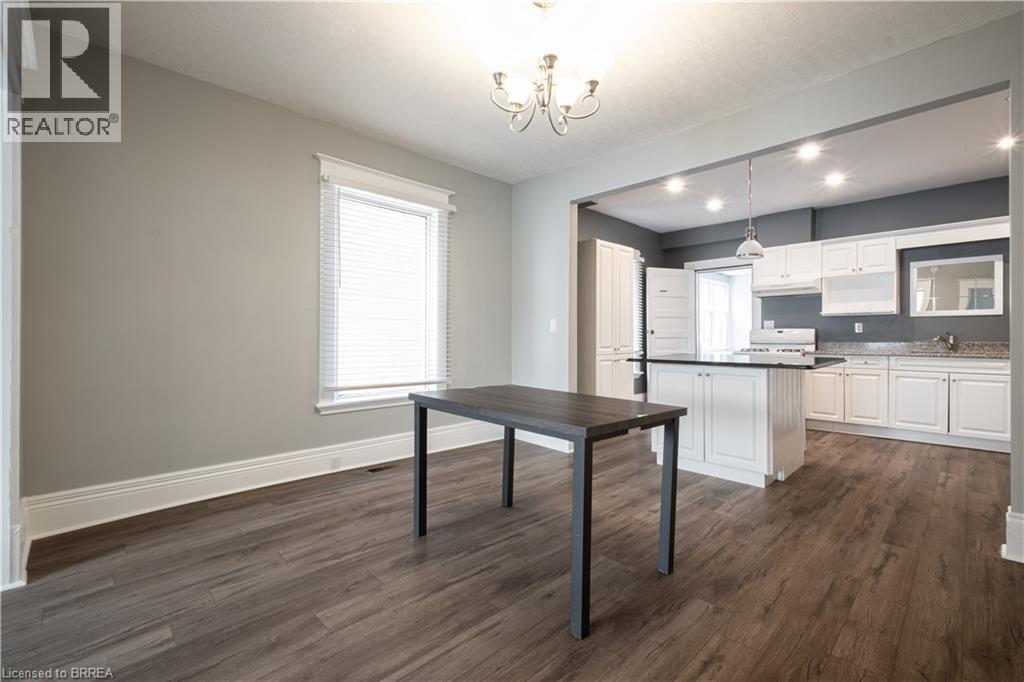 24 Campbell Street, Brantford, Ontario  N3R 1X8 - Photo 7 - 40789083