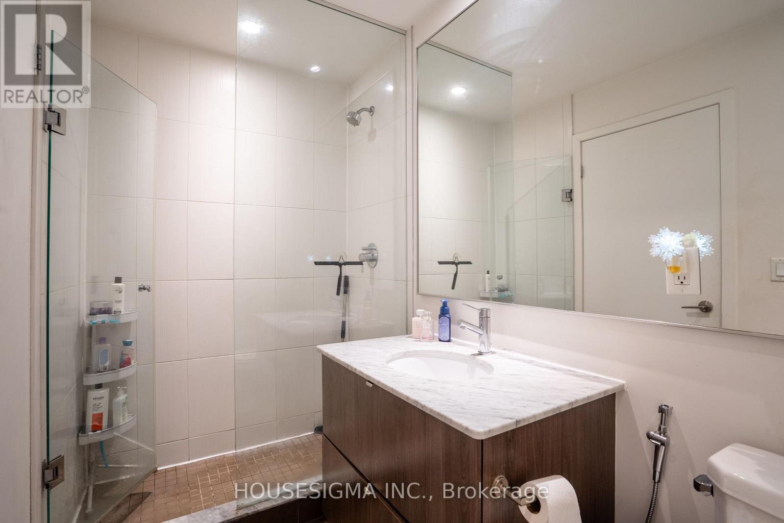 1909 - 170 Fort York Boulevard, Toronto, Ontario  M5V 0E6 - Photo 11 - C12557050