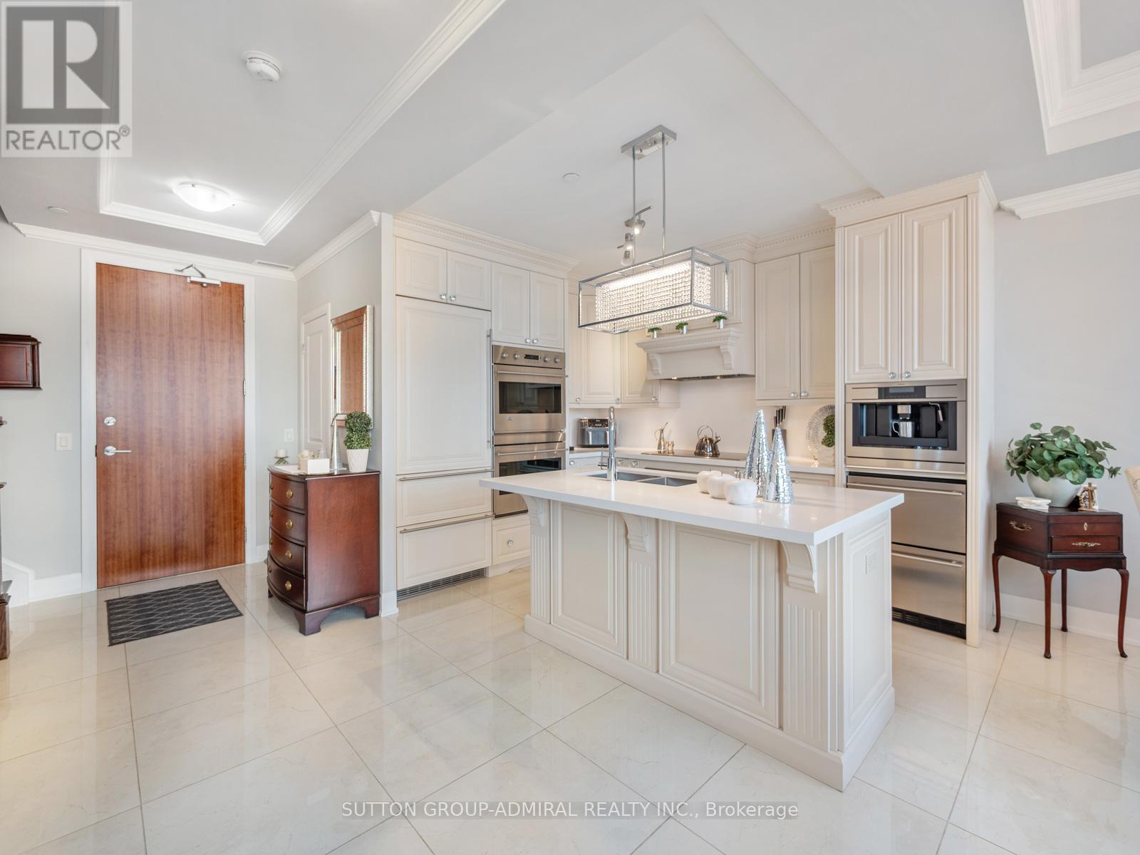 Property at 705 - 4700 HIGHWAY 7 ROAD image 3