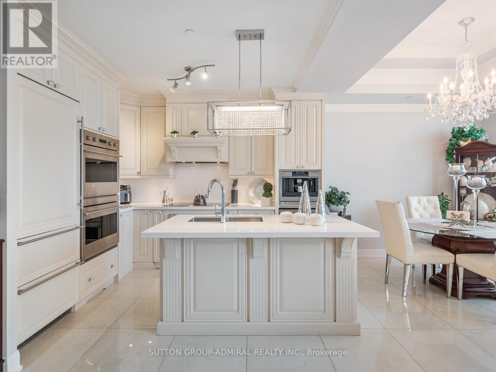 Property at 705 - 4700 HIGHWAY 7 ROAD image 2