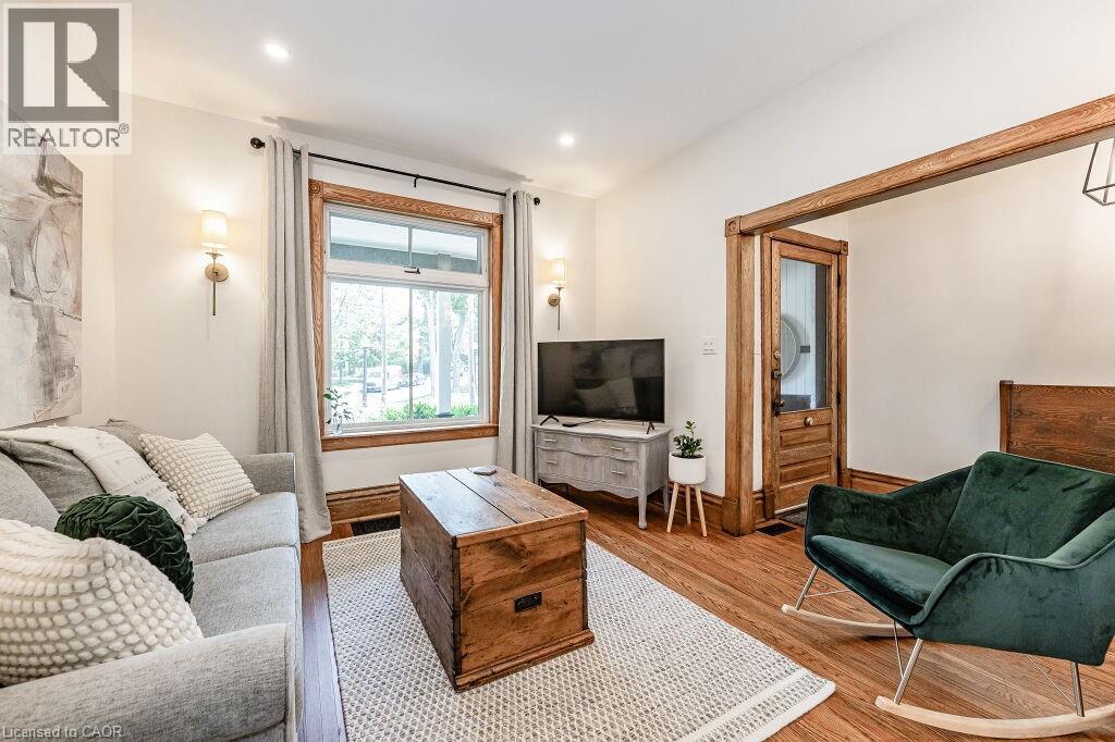 69 Ahrens Street W, Kitchener, Ontario  N2H 4B8 - Photo 13 - 40788938